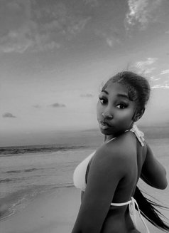 Princess - puta in Cotonou Photo 1 of 1