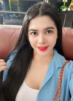 Princess - Transsexual escort in Manila Photo 2 of 9