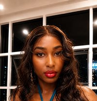 Princess hot African girl - puta in Bangkok Photo 4 of 6