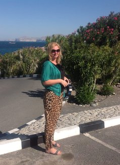 Sofi. Soft - escort in Dubai Photo 2 of 6