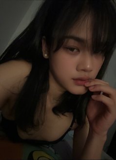 Princess Mae - escort in Manila Photo 3 of 7