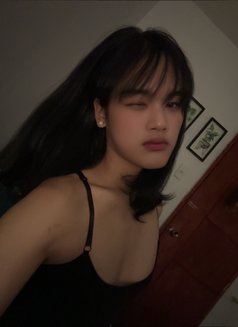 Princess Mae - escort in Manila Photo 4 of 7
