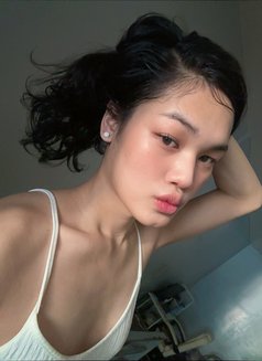 Princess Mae - escort in Manila Photo 6 of 7