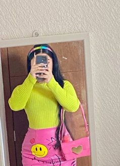 Princess Maha - puta in Muscat Photo 1 of 1