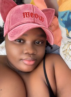 Princess - escort in Guangzhou Photo 2 of 4