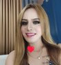 Princess Nicole Curtis - Acompañantes transexual in Manila Photo 1 of 9