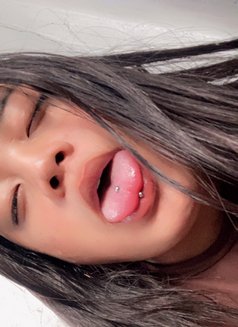 Princess Thalia - puta in Manila Photo 5 of 5