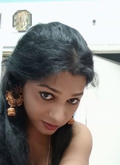 Princey - Transsexual escort in Hyderabad Photo 2 of 9