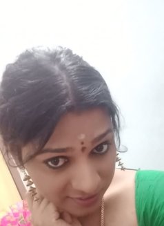Princey - Transsexual escort in Hyderabad Photo 3 of 9