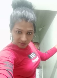 Princey - Transsexual escort in Hyderabad Photo 6 of 9
