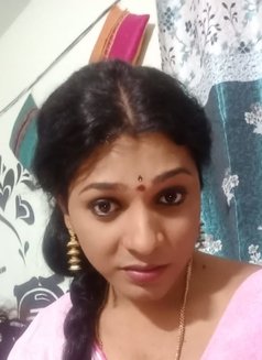 Princey - Transsexual escort in Hyderabad Photo 9 of 9