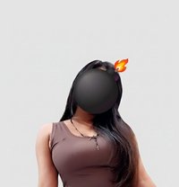 Princy Individual (Real & Cam) - puta in Noida Photo 1 of 4