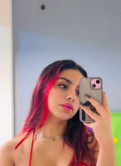 Priscilla - escort in İstanbul Photo 2 of 9