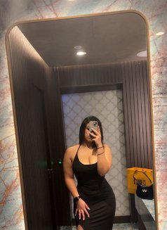 Priscilla - escort in İstanbul Photo 7 of 9