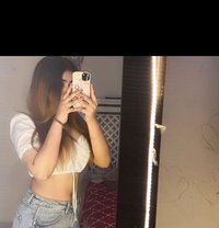 PRISHA ARORA INDEPENDENT ESCORT - puta in New Delhi Photo 3 of 3