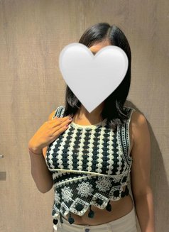 Prishita - escort in New Delhi Photo 6 of 14