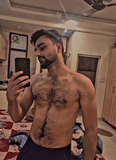 Pritam Maan - Acompañantes masculino in Gurgaon Photo 2 of 4