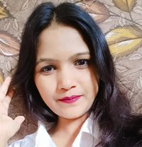 Priti 【9217800599】 Escorts Service - puta in Candolim, Goa