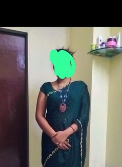 Priti Fusion of Sensuality Ons Gfe - puta in Pune Photo 8 of 8