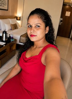 Priti - puta in Bangalore Photo 4 of 4