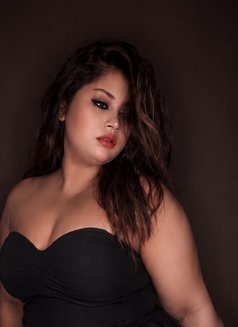 Priti - escort in Kolkata Photo 2 of 8