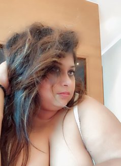 Priti - escort in Kolkata Photo 11 of 11