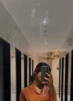 Priti - escort in Mumbai Photo 1 of 3