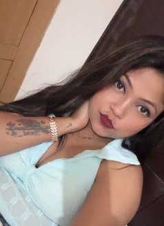 Priti - escort in Mumbai Photo 3 of 9