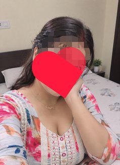 Priti Priya - escort in Mumbai Photo 4 of 4