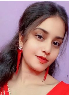 Prity - escort in Noida Photo 1 of 3