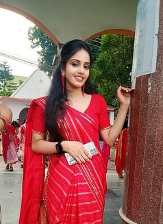 Prity - escort in Noida Photo 2 of 3