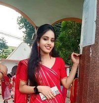 Prity - escort in Noida