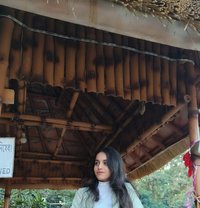 Prity - escort in Noida