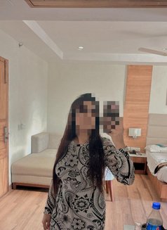 Prity Real Meet 🦋 and Cam Show - puta in Chennai Photo 2 of 3