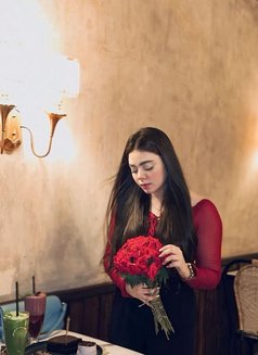 Prity Sharma - escort in Ajmān Photo 1 of 3