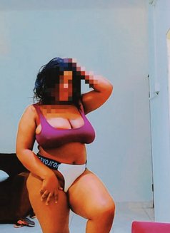 Prityvera hornyslut best in gfe,sloppybj - escort in Chennai Photo 5 of 5