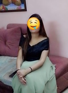(Privacy⛱️Housewife) Shikha 🫦Naughty - puta in Kolkata Photo 10 of 13