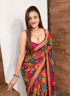(Privacy⛱️Housewife) Shikha 🫦Naughty - puta in Kolkata Photo 13 of 13