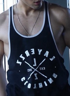 Private Romance & Full Satisfaction - Male escort in Kolkata Photo 5 of 7