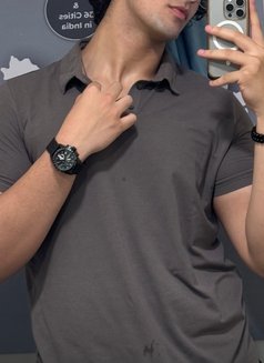 Private Romance & Full Satisfaction - Male escort in Kolkata Photo 6 of 7