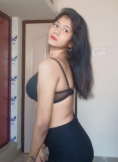 Priya Available for Cam Sex - puta in New Delhi Photo 6 of 9