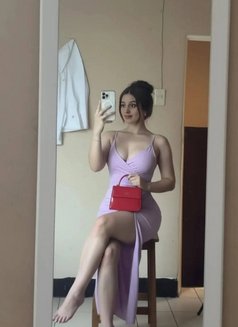 PRIYA - Your best party girl in Delhi - escort in New Delhi Photo 6 of 6