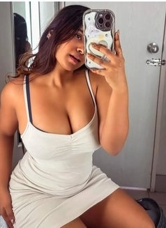 Priya ❣️ Best Vip Call Girl Escort - puta in Shillong Photo 2 of 4