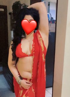 Priya Burdubai - puta in Dubai Photo 16 of 17