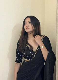√• Priya Cam & Real Meet √° - escort in Pune Photo 2 of 7