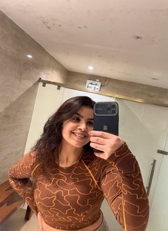 PRIYA 𝟵𝟴𝟏𝟰𝟳𝟰𝟳𝟔𝟲𝟳 CASH PAY S - puta in Amritsar Photo 6 of 7