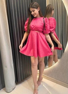 Priya Chahar - masseuse in New Delhi Photo 1 of 5