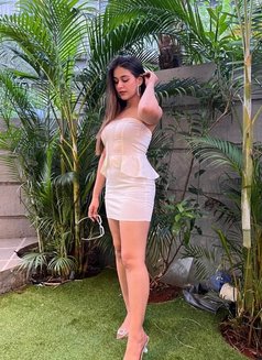 Priya Chahar - masseuse in New Delhi Photo 4 of 5
