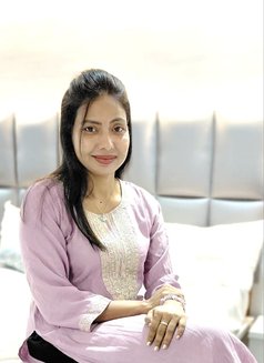 Priya - escort in Ahmedabad Photo 4 of 4