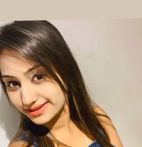 Priya - puta in Chandigarh